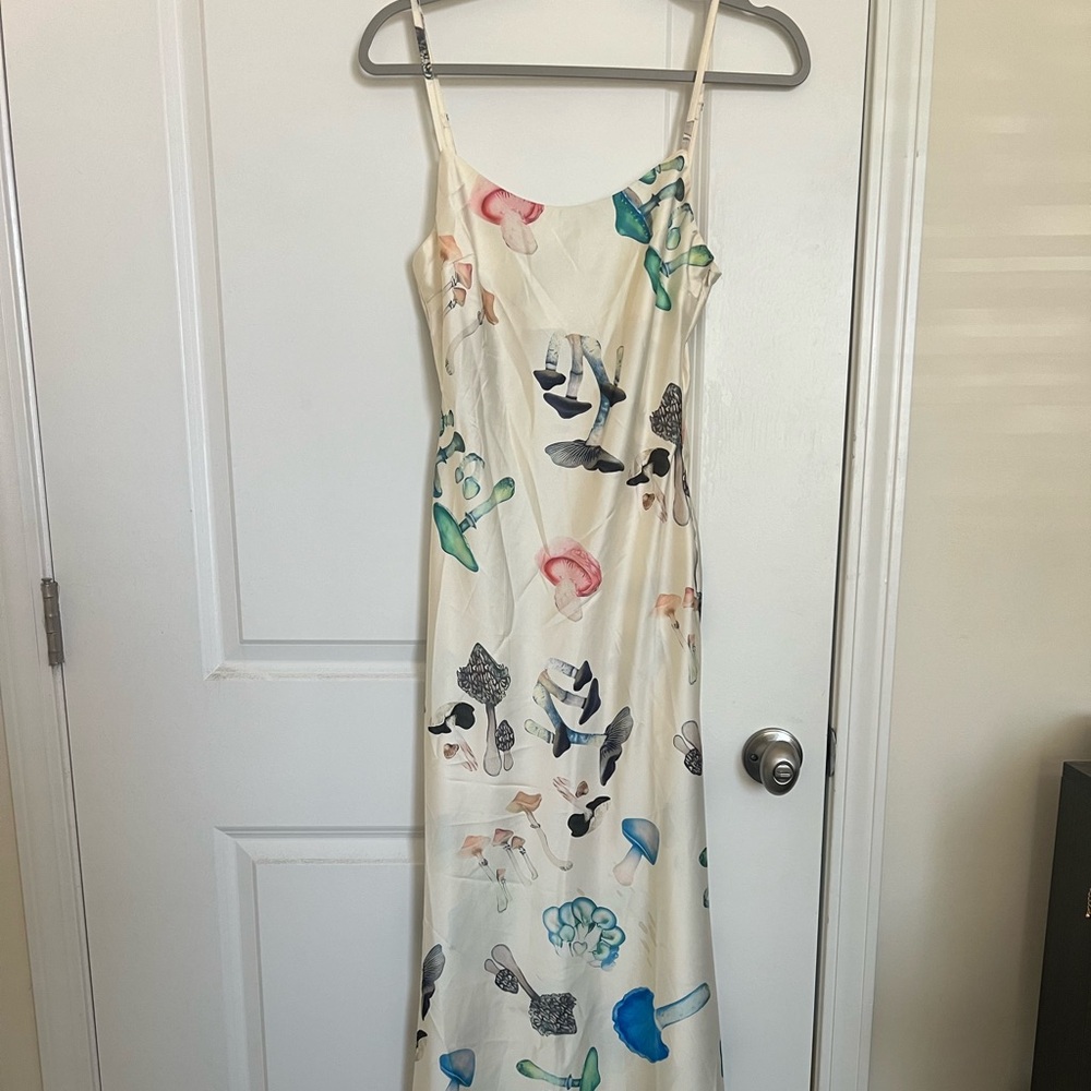 Midi silk dress with fun print